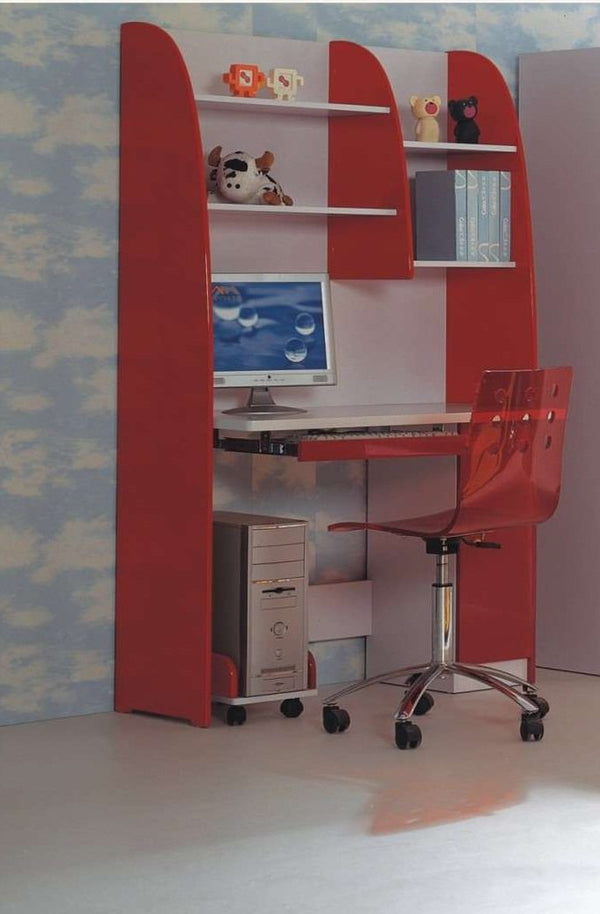 mcqueen red study table for children